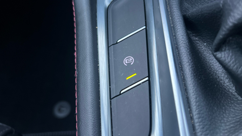 MG Hs 1.5 T-GDI Excite 5dr Petrol Hatchback